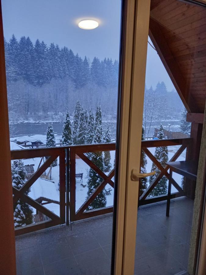 На Березі Черемошу Verkhovyna Bagian luar foto